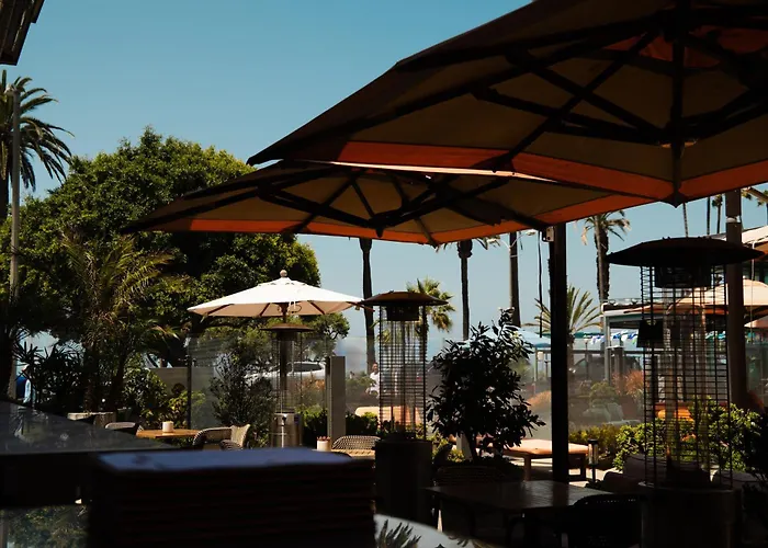 Shore Hotel